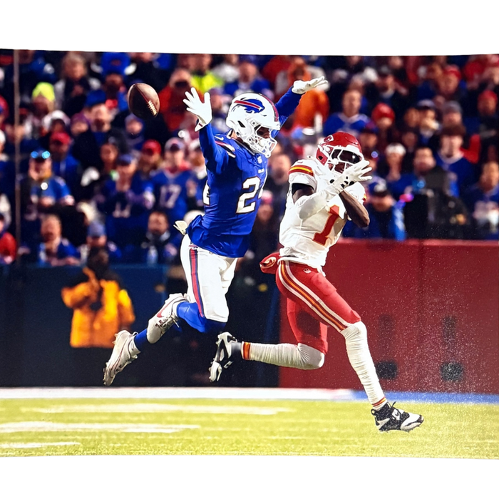 Cole Bishop Unsigned About to Tackle Worthy 8x10 Photo