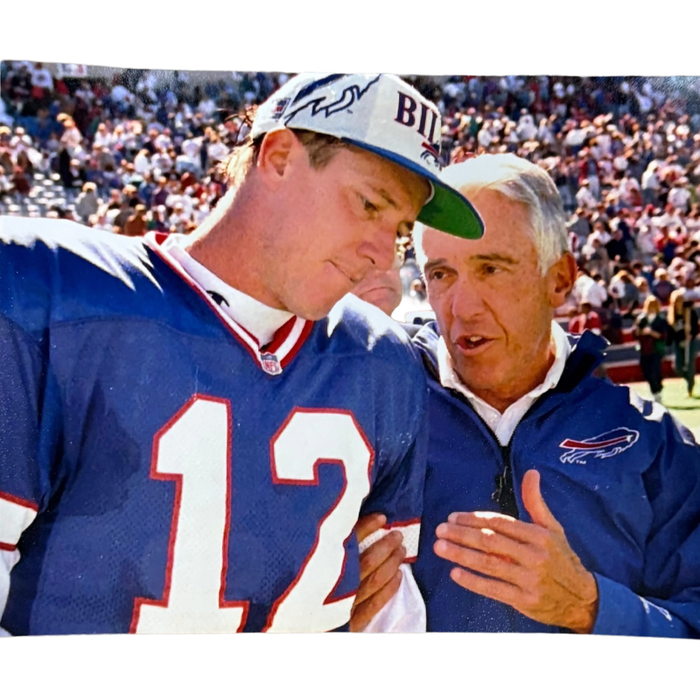 Marv Levy Unsigned Talking to Kelly 8x10 Photo