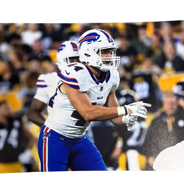 Joe Andreessen Unsigned Ready in White 8x10 Photo