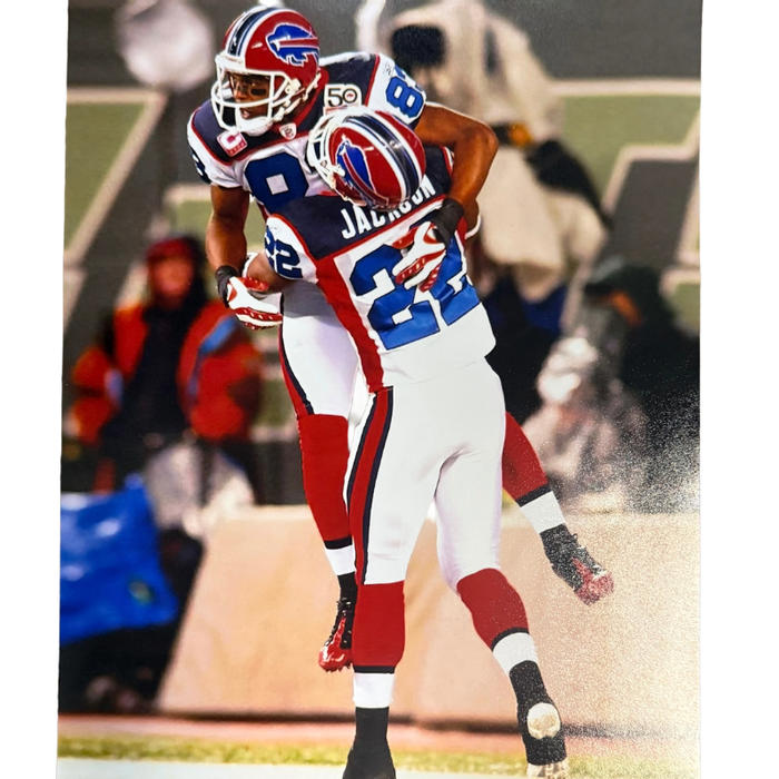 Lee Evans Unsigned Hugging Fred Jackson 8x10 Photo