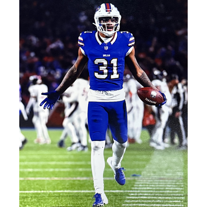 Rasul Douglas Unsigned Arms Out with Ball 8x10 Photo