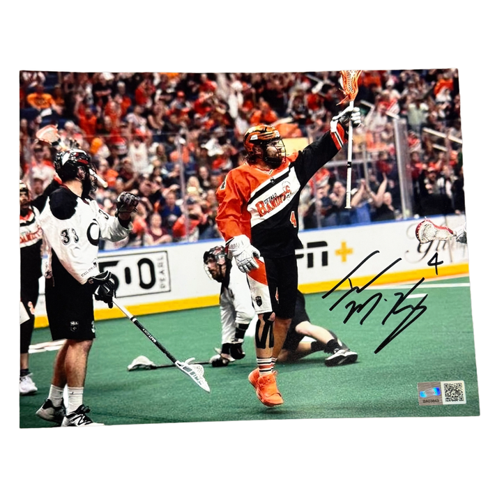 Ian MacKay Signed Arms up Celebration 8x10 Photo