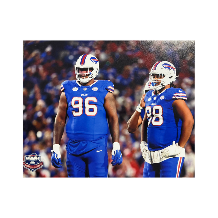 Deone Walker Unsigned Standing with TJ Sanders 8x10 Photo