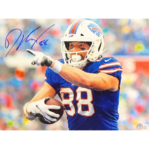 Dawson Knox Pointing Signed 8x10 Photo — TSE Buffalo