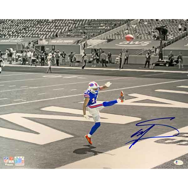 Stefon Diggs Signed Punting Ball in End Zone, First TD 16x20 Photo Signed Photos TSE Buffalo 